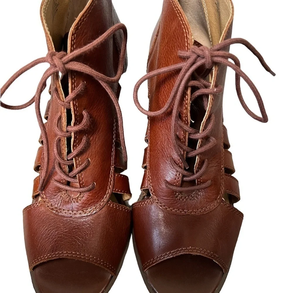 Lucky Brand booties - Picture 2 of 8